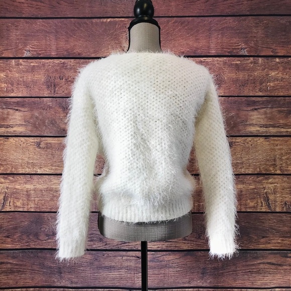 Willow & Clay Cream Eyelash Knit Sweater - Picture 4 of 9
